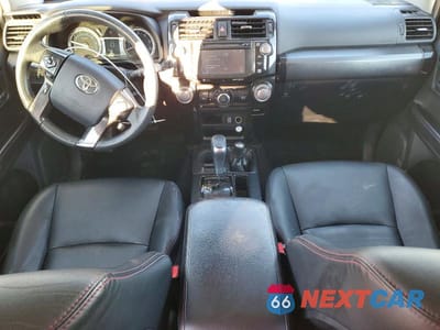 Zdjęcie 8 z 12 samochodu: 2018 TOYOTA 4RUNNER SR5/SR5 PREMIUM VIN:JTEBU5JR6J5498101 - miniatura