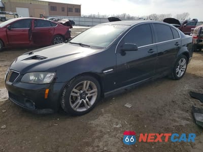 2008 PONTIAC G8 6G2ER57718L152270 - główne zdjęcie licytacji z USA - miniatura