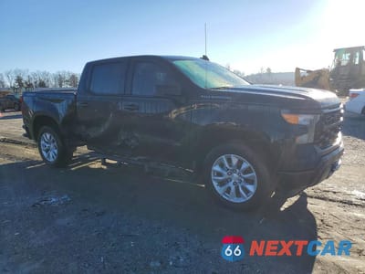 Czwarte zdjęcie samochodu z boku: 2022 CHEVROLET SILVERADO K1500 CUSTOM VIN:3GCPDBEK5NG564545 - miniatura