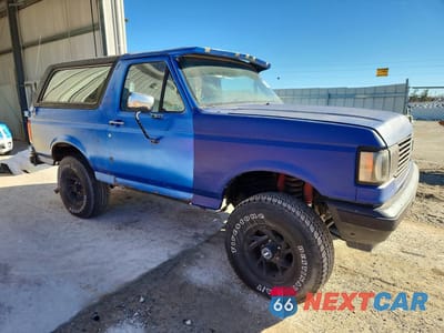 Czwarte zdjęcie samochodu z boku: 1989 FORD BRONCO U100 VIN:1FMEU15N3KLB08131 - miniatura