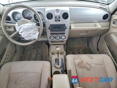 Zdjęcie 8 z 13 samochodu: 2006 CHRYSLER PT CRUISER TOURING VIN:3A4FY58B86T318590 - miniatura