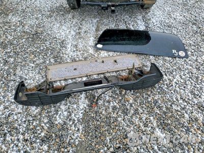 Zdjęcie 13 z 14 samochodu: 2002 CHEVROLET TAHOE K1500 VIN:1GNEK13Z72J245544 - miniatura