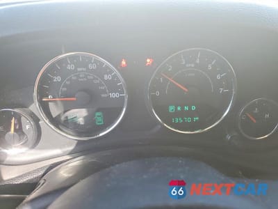 Zdjęcie 9 z 11 samochodu: 2015 JEEP WRANGLER UNLIMITED SAHARA VIN:1C4BJWEG9FL718118 - miniatura