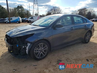 2023 KIA FORTE GT LINE 3KPF54AD3PE606768 - główne zdjęcie licytacji z USA - miniatura