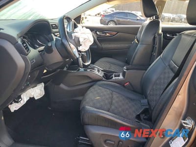 Zdjęcie 7 z 12 samochodu: 2021 NISSAN ROGUE SPORT SV VIN:JN1BJ1BWXMW661473 - miniatura