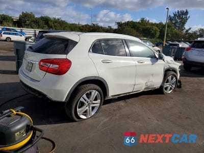 Trzecie zdjęcie samochodu z tyłu: 2018 MERCEDES-BENZ GLA 250 VIN:WDCTG4EB3JJ468580 - miniatura