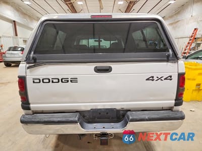 Zdjęcie 6 z 12 samochodu: 2001 DODGE RAM 1500 VIN:3B7HF13Y61G706654 - miniatura