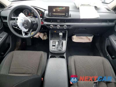 Zdjęcie 8 z 12 samochodu: 2023 HONDA CR-V LX VIN:5J6RS3H20PL002374 - miniatura