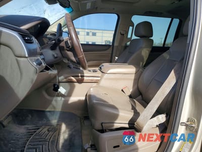 Zdjęcie 7 z 13 samochodu: 2015 GMC YUKON XL C1500 SLT VIN:1GKS1HKC9FR252222 - miniatura