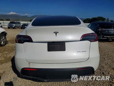 Zdjęcie 6 z 13 samochodu: 2025 TESLA MODEL Y VIN:7SAYGDEE6SF300949 - miniatura