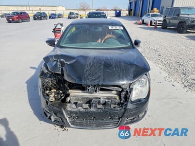 Piąte zdjęcie samochodu w środku: 2010 VOLKSWAGEN EOS LUX VIN:WVWFA7AH0AV022556 - miniatura