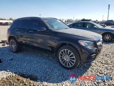 Czwarte zdjęcie samochodu z boku: 2018 MERCEDES-BENZ GLC 300 VIN:WDC0G4JB5JV043797 - miniatura