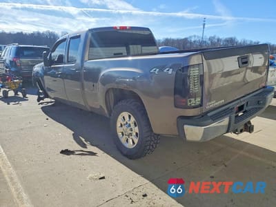 Drugie zdjęcie samochodu z przodu: 2013 GMC SIERRA K2500 HEAVY DUTY VIN:1GT22ZCG4DZ116271 - miniatura
