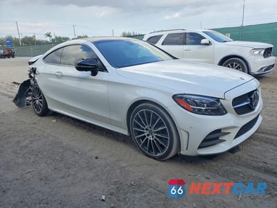 Czwarte zdjęcie samochodu z boku: 2021 MERCEDES-BENZ C 300 VIN:W1KWJ8DB5MG072879 - miniatura