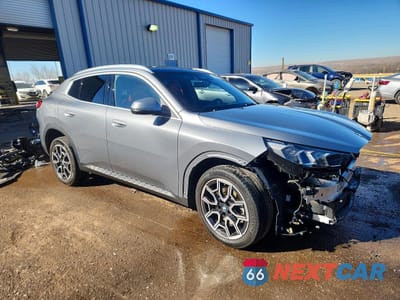 Czwarte zdjęcie samochodu z boku: 2025 BMW X2 XDRIVE28I VIN:WBX63GM02S5116703 - miniatura