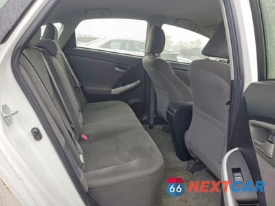 Zdjęcie 10 z 11 samochodu: 2013 TOYOTA PRIUS VIN:JTDKN3DU6D5545119 - miniatura