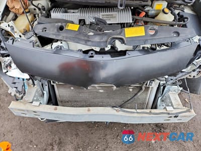 Zdjęcie 11 z 12 samochodu: 2012 TOYOTA PRIUS FOUR VIN:JTDKN3DU1C1583220 - miniatura