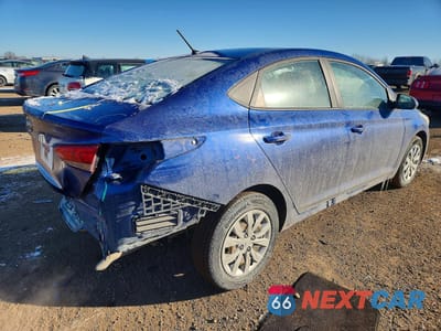 Trzecie zdjęcie samochodu z tyłu: 2020 HYUNDAI ACCENT SE VIN:3KPC24A61LE118541 - miniatura