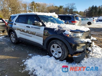 Czwarte zdjęcie samochodu z boku: 2020 FORD EXPLORER POLICE INTERCEPTOR VIN:1FM5K8AB6LGD01250 - miniatura