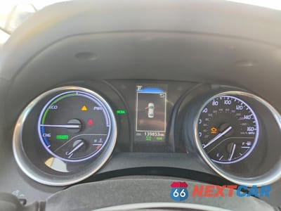 Zdjęcie 9 z 13 samochodu: 2020 TOYOTA CAMRY HYBRID LE VIN:4T1L31AKXLU526509 - miniatura