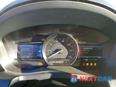 Zdjęcie 9 z 12 samochodu: 2016 FORD EXPLORER XLT VIN:1FM5K8D87GGA50860 - miniatura