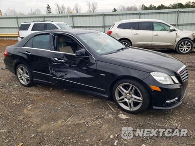 Czwarte zdjęcie samochodu z boku: 2012 MERCEDES-BENZ E 350 VIN:WDDHF5KB2CA529242 - miniatura