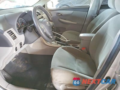 Zdjęcie 7 z 12 samochodu: 2011 TOYOTA COROLLA LE VIN:2T1BU4EE5BC610641 - miniatura