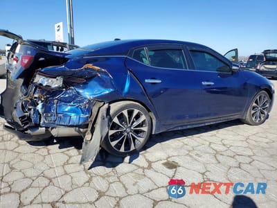 Trzecie zdjęcie samochodu z tyłu: 2016 NISSAN MAXIMA 3.5S VIN:1N4AA6AP8GC432706 - miniatura