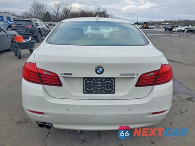 Zdjęcie 6 z 12 samochodu: 2015 BMW 528 XI VIN:WBA5A7C54FD623333 - miniatura