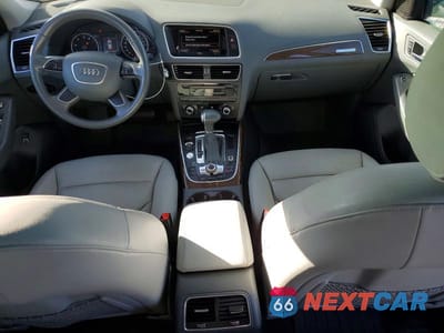 Zdjęcie 8 z 14 samochodu: 2017 AUDI Q5 VIN:WA1C2AFP2HA093556 - miniatura