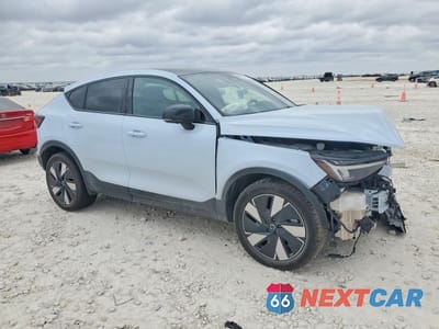 Czwarte zdjęcie samochodu z boku: 2024 VOLVO C40 RECHARGE PLUS VIN:YV4ER3GL5R2094419 - miniatura