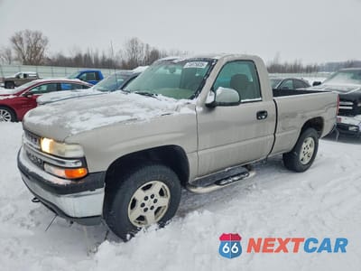2001 CHEVROLET SILVERADO K1500 1GCEK14T71Z170329 - główne zdjęcie licytacji z USA - miniatura