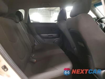 Zdjęcie 11 z 13 samochodu: 2012 KIA SOUL BASE VIN:KNDJT2A51C7454190 - miniatura