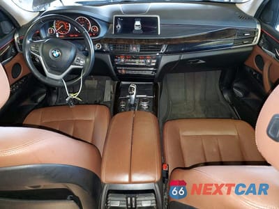 Zdjęcie 8 z 13 samochodu: 2016 BMW X5 XDR40E VIN:5UXKT0C53G0S75300 - miniatura