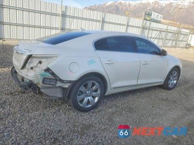 Trzecie zdjęcie samochodu z tyłu: 2011 BUICK LACROSSE VIN:1G4GC5ED7BF284396 - miniatura
