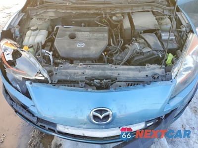 Zdjęcie 11 z 12 samochodu: 2011 MAZDA 3 I VIN:JM1BL1VF0B1386614 - miniatura