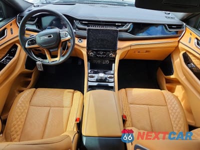 Zdjęcie 8 z 13 samochodu: 2024 JEEP GRAND CHEROKEE L SUMMIT VIN:1C4RJKEG9R8626179 - miniatura