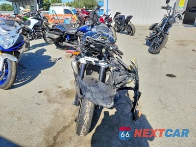 Drugie zdjęcie samochodu z przodu: 2017 SUZUKI GSX-R600 VIN:JS1GN7FA5H2100775 - miniatura