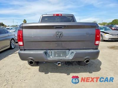 Zdjęcie 6 z 12 samochodu: 2018 RAM 1500 ST VIN:1C6RR6FT2JS280521 - miniatura