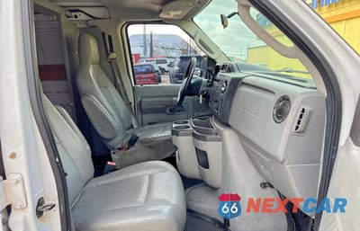 Piąte zdjęcie samochodu w środku: 2010 FORD ECONOLINE WHITE VIN:1FTNE2EL4ADA60332 - miniatura