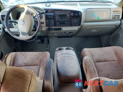 Zdjęcie 8 z 11 samochodu: 2005 FORD F350 SUPER DUTY VIN:1FTWW32P25EB43725 - miniatura