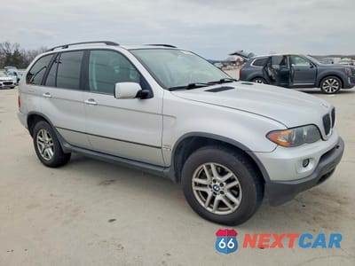 Czwarte zdjęcie samochodu z boku: 2004 BMW X5 3.0I VIN:5UXFA13584LU20550 - miniatura