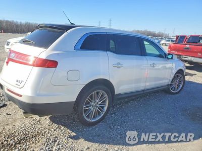 Trzecie zdjęcie samochodu z tyłu: 2016 LINCOLN MKT VIN:2LMHJ5AT4GBL01854 - miniatura