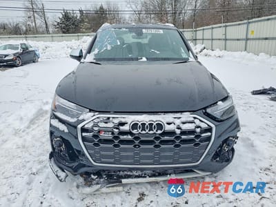 Piąte zdjęcie samochodu w środku: 2022 AUDI SQ5 PREMIUM PLUS VIN:WA1B4AFY2N2113003 - miniatura