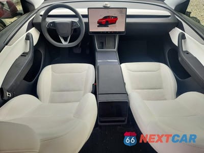 Zdjęcie 8 z 11 samochodu: 2026 TESLA MODEL Y VIN:7SAYGDED2TA465032 - miniatura