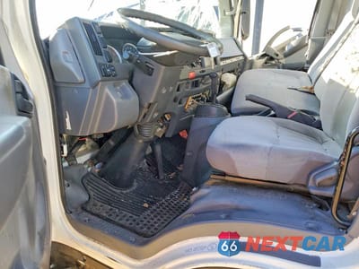 Zdjęcie 7 z 13 samochodu: 2019 ISUZU NPR HD BOX TRUCK VIN:JALC4W161K7007541 - miniatura