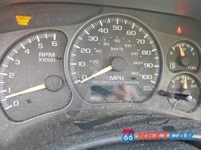 Zdjęcie 9 z 12 samochodu: 2001 GMC YUKON XL K1500 VIN:1GKFK16TX1J296933 - miniatura