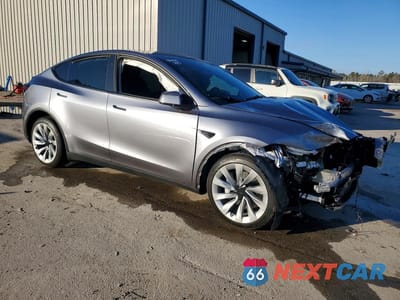 Czwarte zdjęcie samochodu z boku: 2026 TESLA MODEL Y VIN:7SAYGDEE3TA411375 - miniatura
