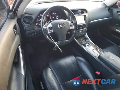 Zdjęcie 8 z 12 samochodu: 2011 LEXUS IS VIN:JTHFE2C24B2506795 - miniatura