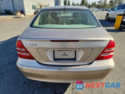 Zdjęcie 6 z 11 samochodu: 2002 MERCEDES-BENZ C 320 VIN:WDBRF64JX2F183384 - miniatura